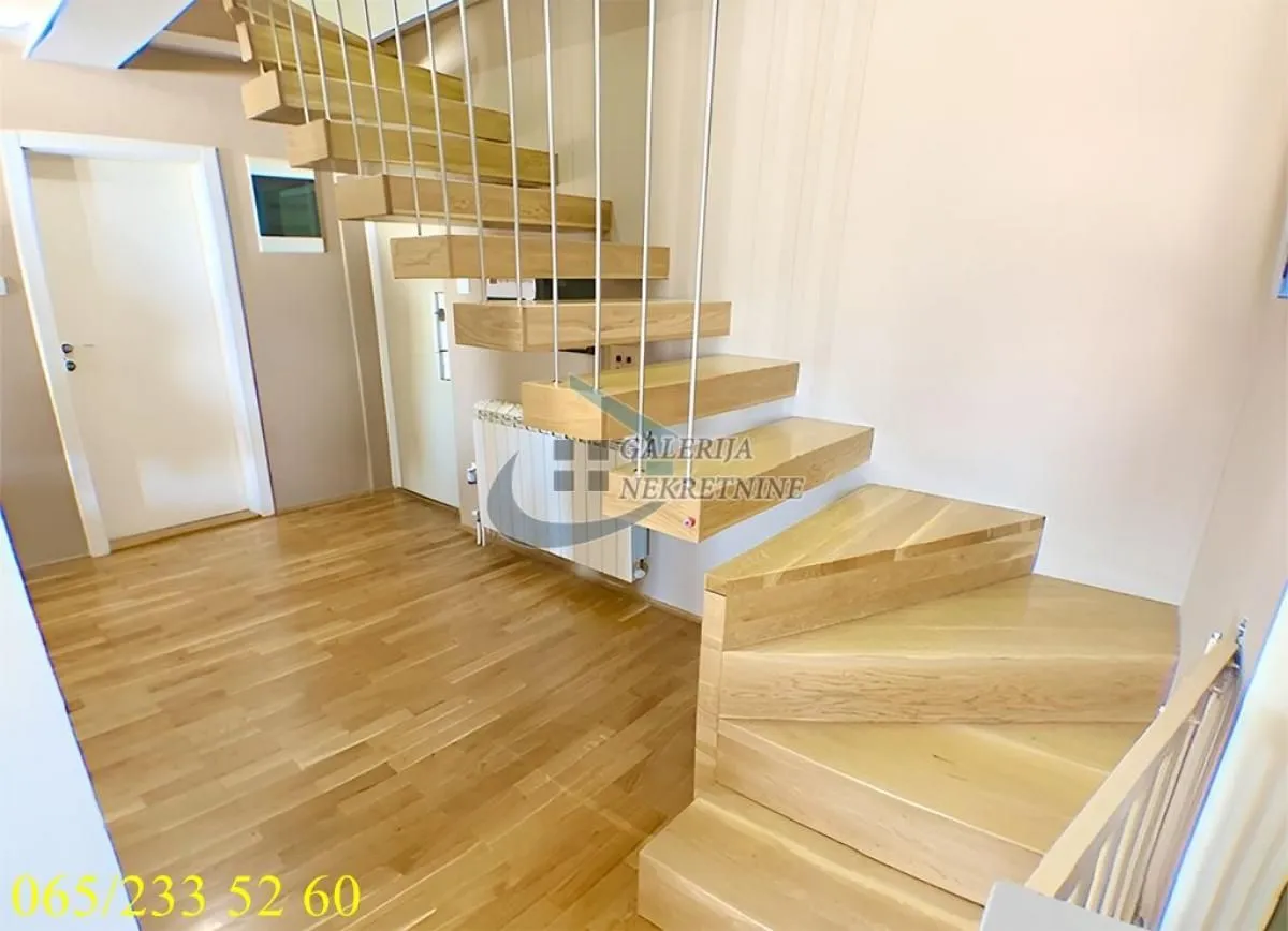 Prodaja, četvorosoban stan, 157m², Đeram Pijaca, Beograd