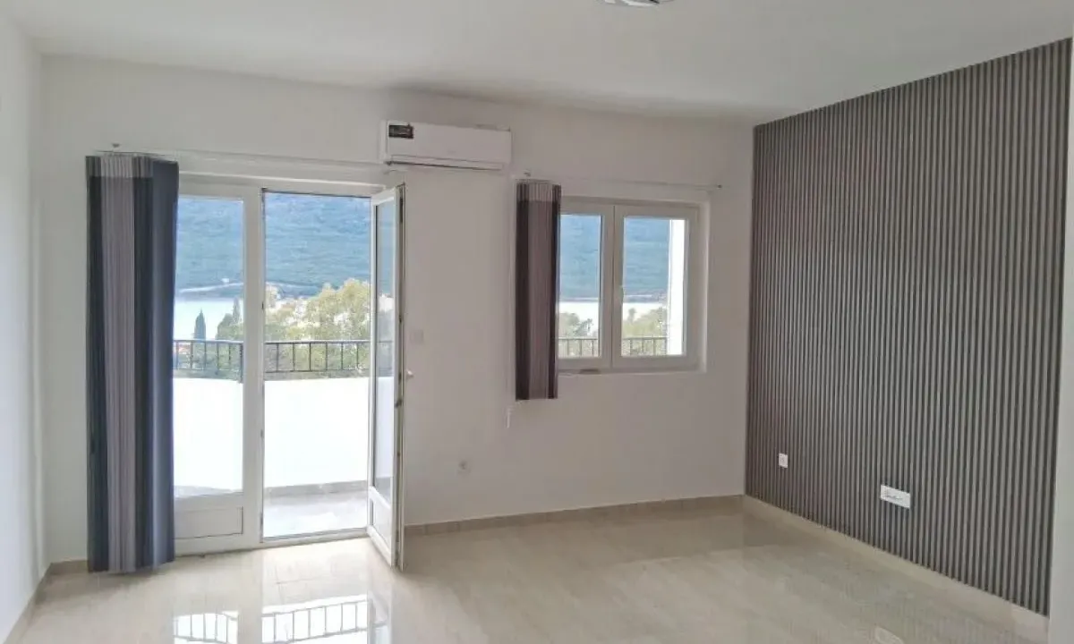 Prodaja, jednosoban stan, 44m², Kumbor, Herceg Novi