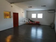 Izdavanje, poslovni prostor, 72m², Savski Venac, Beograd - image 2