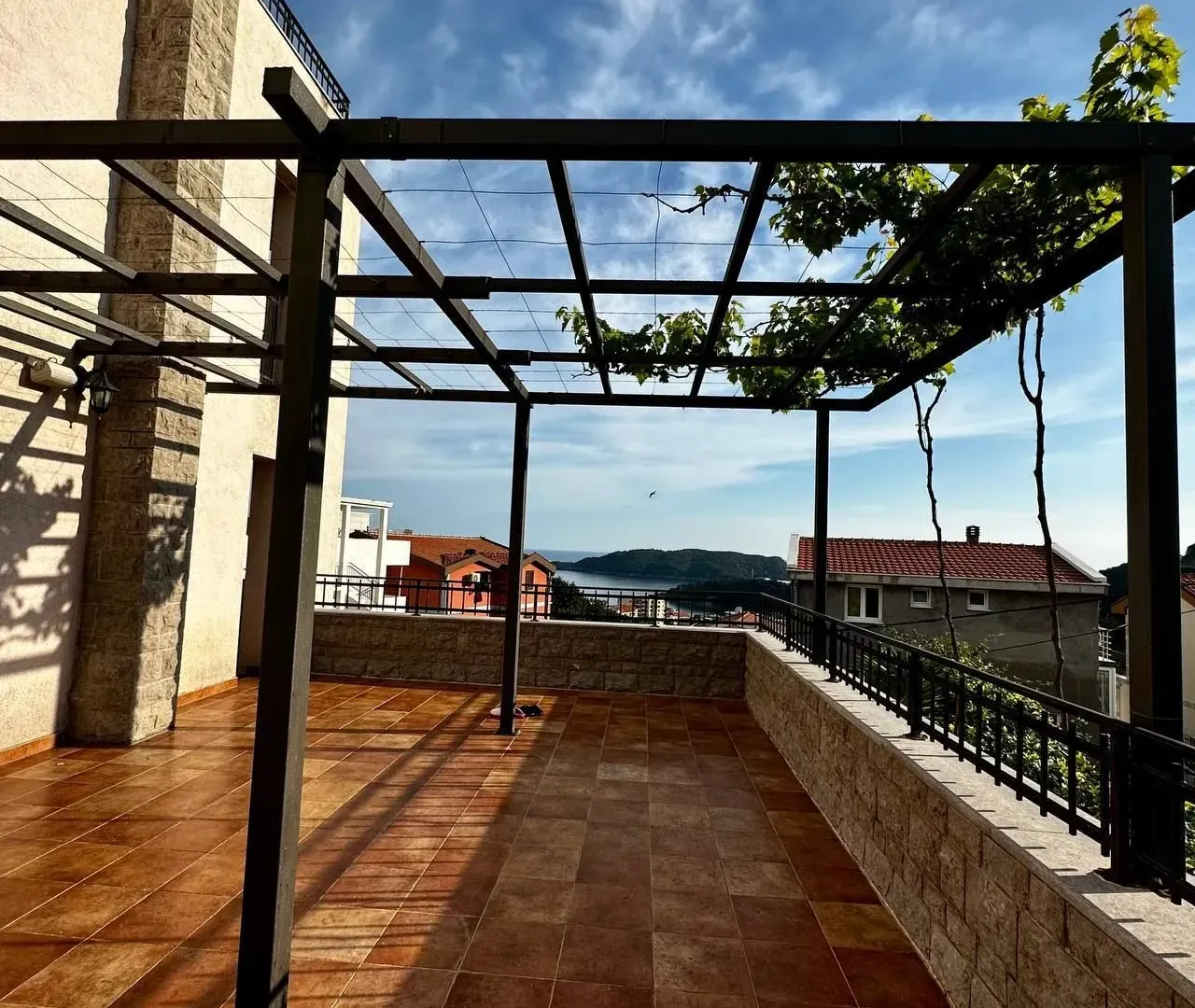 Sale, house, 495m², Bečići, Budva