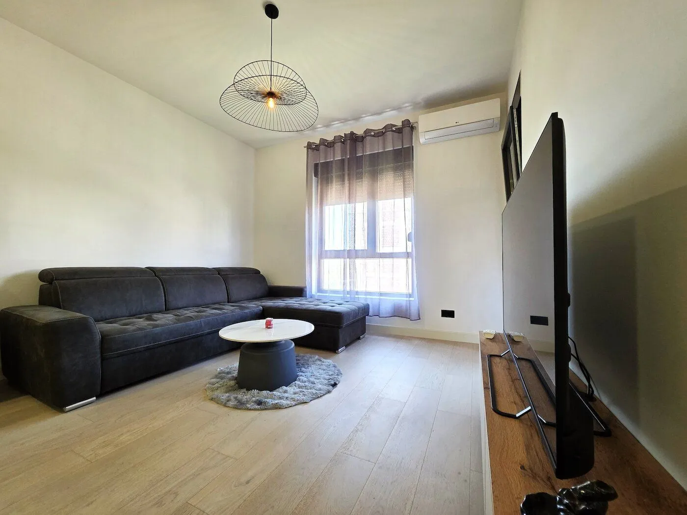Izdavanje, stan, 45m², Krivi Most, Podgorica