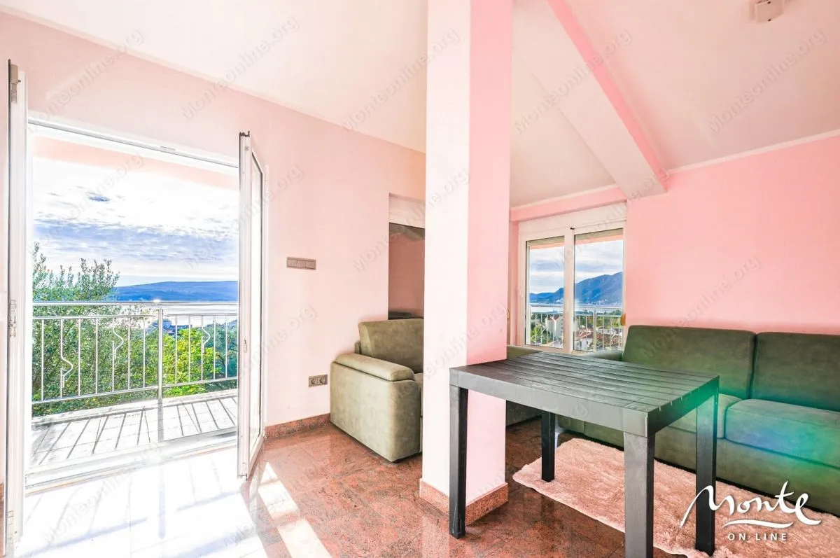 Prodaja, kuća, 194m², Tivat, Crna Gora