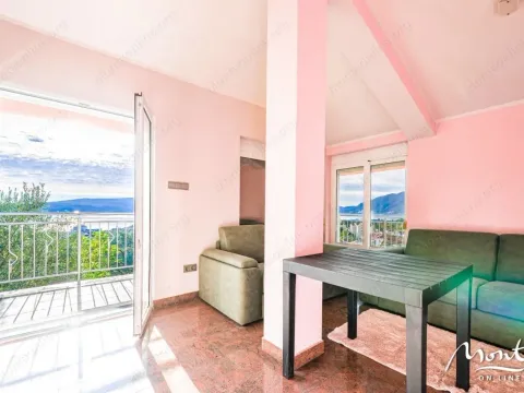 Prodaja, kuća, 194m², Tivat, Crna Gora - image 17