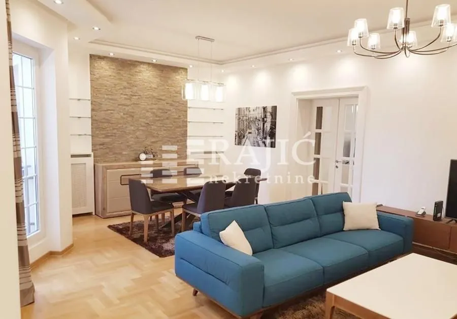 Izdavanje, trosoban stan, 105m², Cvetni Trg, Vračar Sve Podlokacije