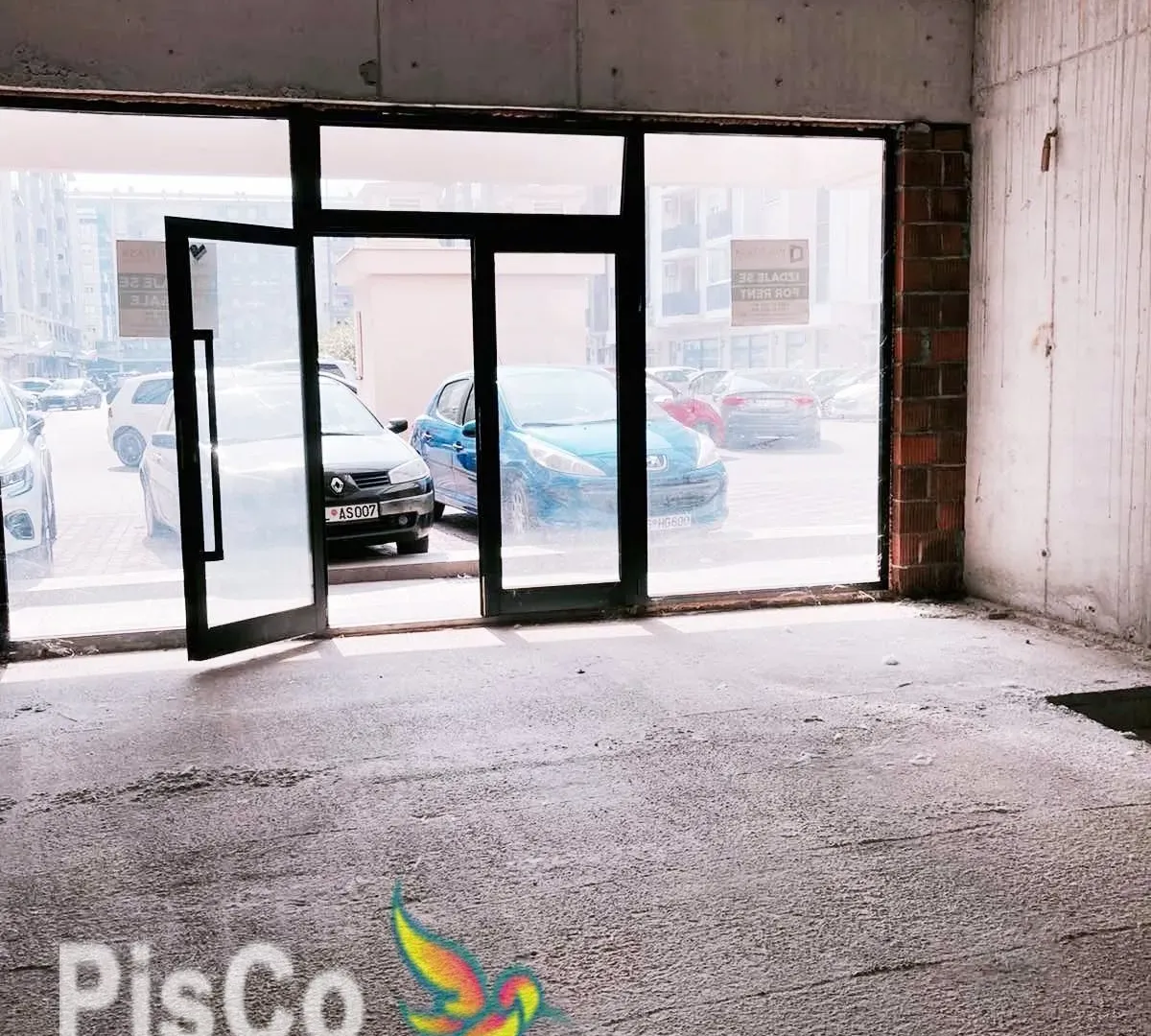 Izdavanje, poslovni prostor, 180m², City Kvart, Podgorica