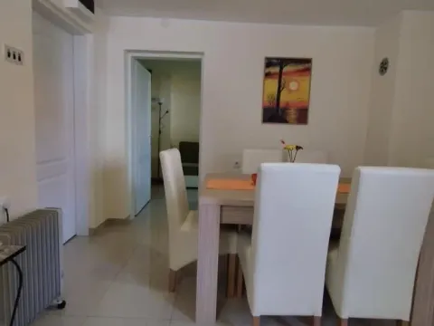 Izdavanje, jednosoban stan, 50m², Centar, Jagodina - image 7