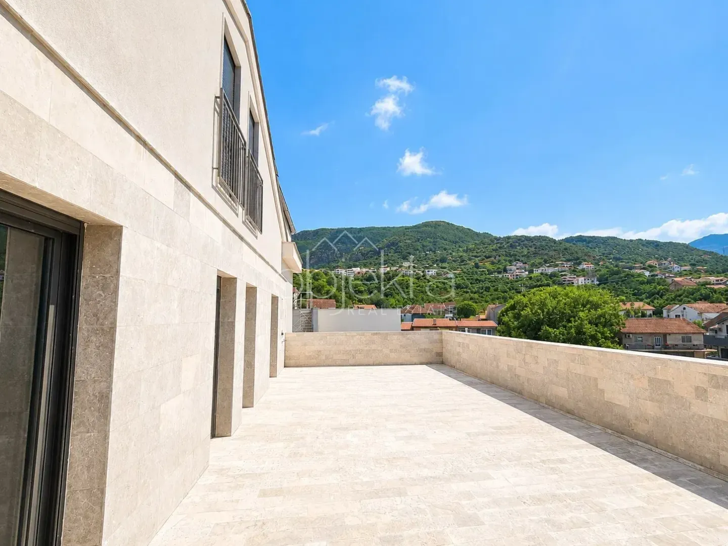 Prodaja, stan, 235m², Tivat, Crna Gora