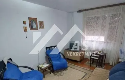 Izdavanje, dvosoban stan, 42m², Sajam, Novi Sad Sve Podlokacije - image 1