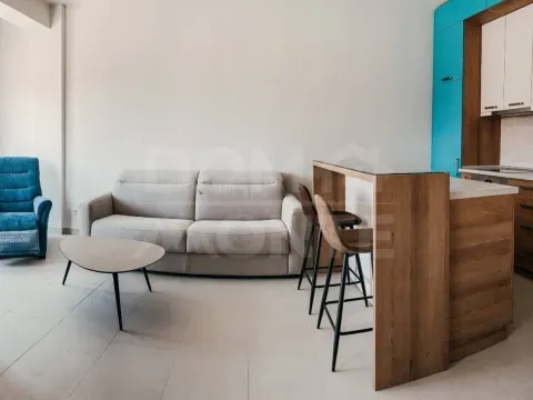 Rent, one bedroom apartment, 40m², Tivat, Crna Gora - image 6