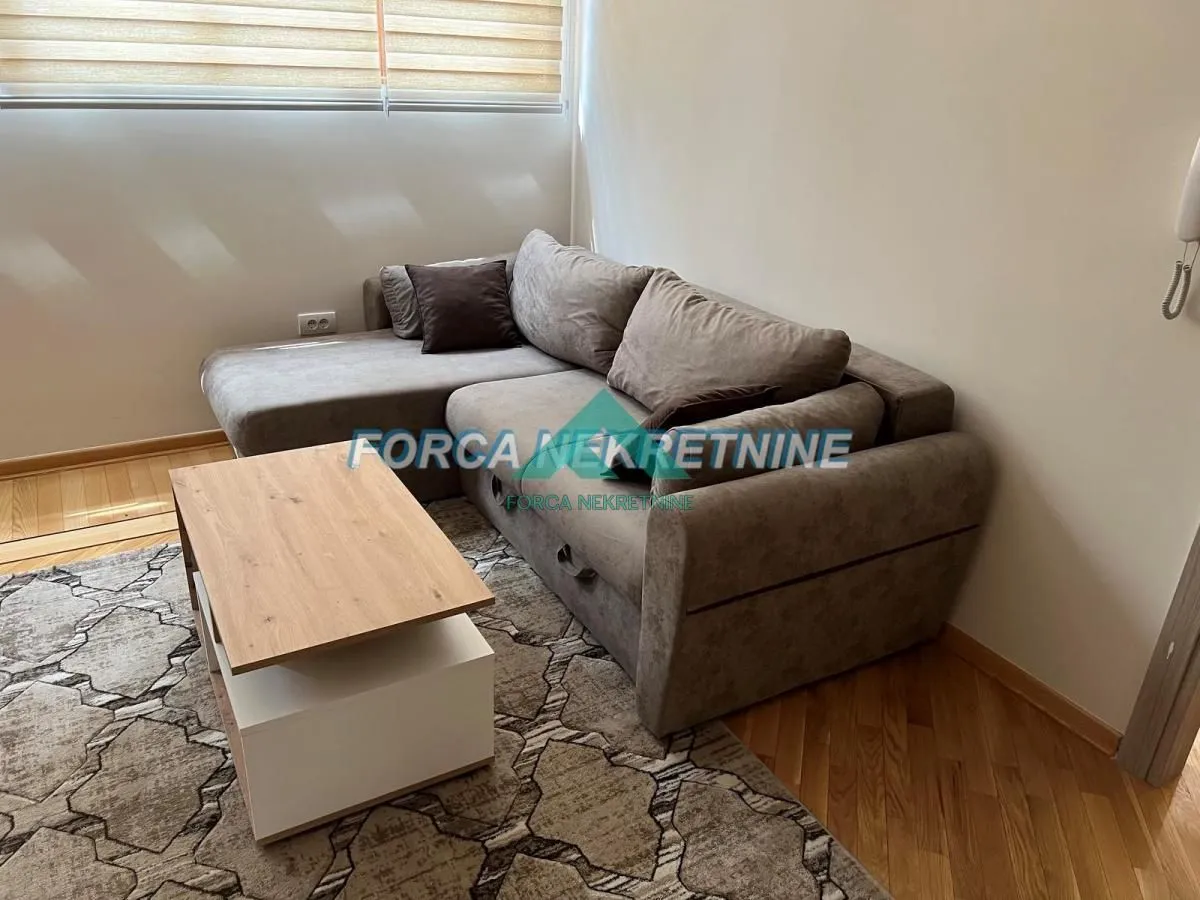 Izdavanje, jednosoban stan, 37m², Voždovac Sve Podlokacije, Beograd