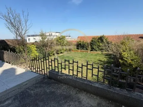 Prodaja, kuća, 273m², Petrovaradin, Novi Sad - image 40