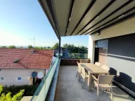 Izdavanje, kuća, 230m², Sremska Kamenica, Petrovaradin - image 31