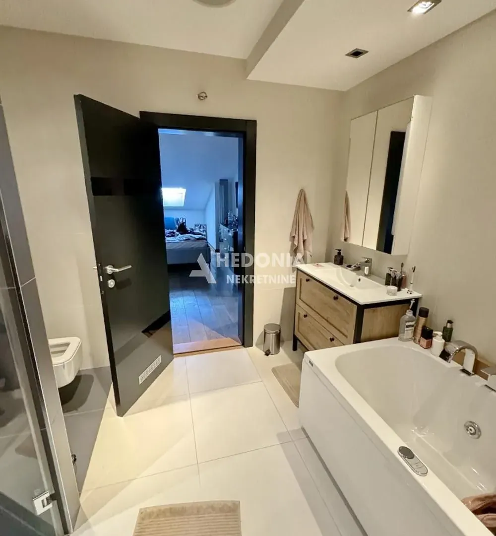 Sale, apartment, 190m², Bezanijska Kosa 2, Bežanijska Kosa Sve Podlokacije