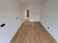 Prodaja, četvorosoban stan, 103m², Banovo Brdo, Beograd - image 10