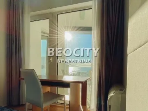 Prodaja, trosoban stan, 77m², Centar, Budva - image 10