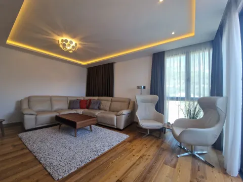 Prodaja, stan, 300m², Budva, Crna Gora - image 3