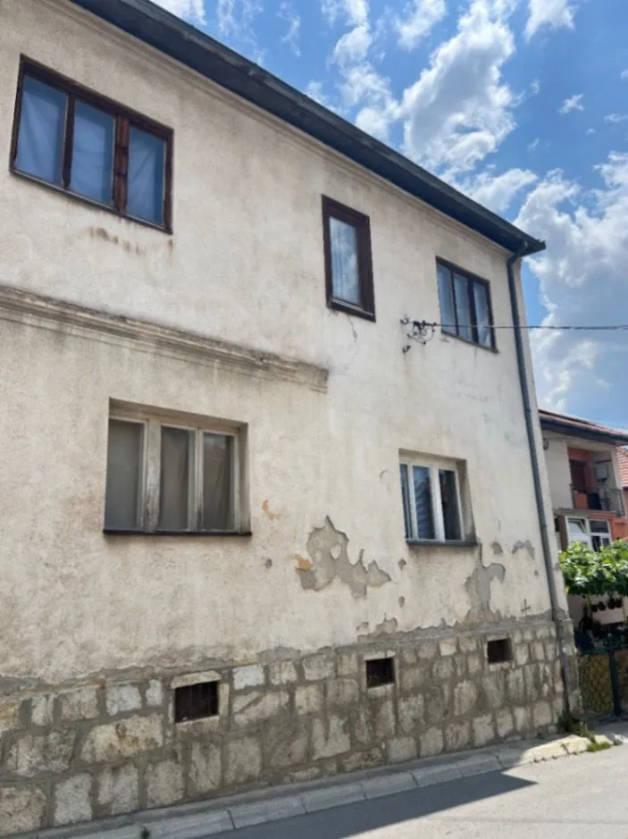 Prodaja, kuća, 120m², Centar, Pljevlja