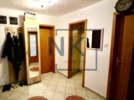 Prodaja, dvosoban stan, 92m², Stari Aerodrom, Podgorica - image 11