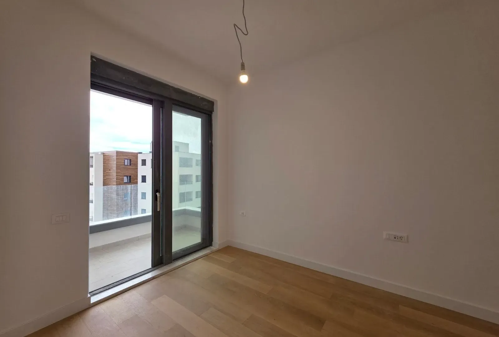 Prodaja, dvosoban stan, 69m², Bečići, Budva