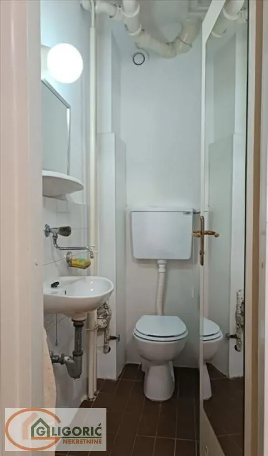 Prodaja, trosoban stan, 101m², Žarkovo, Beograd