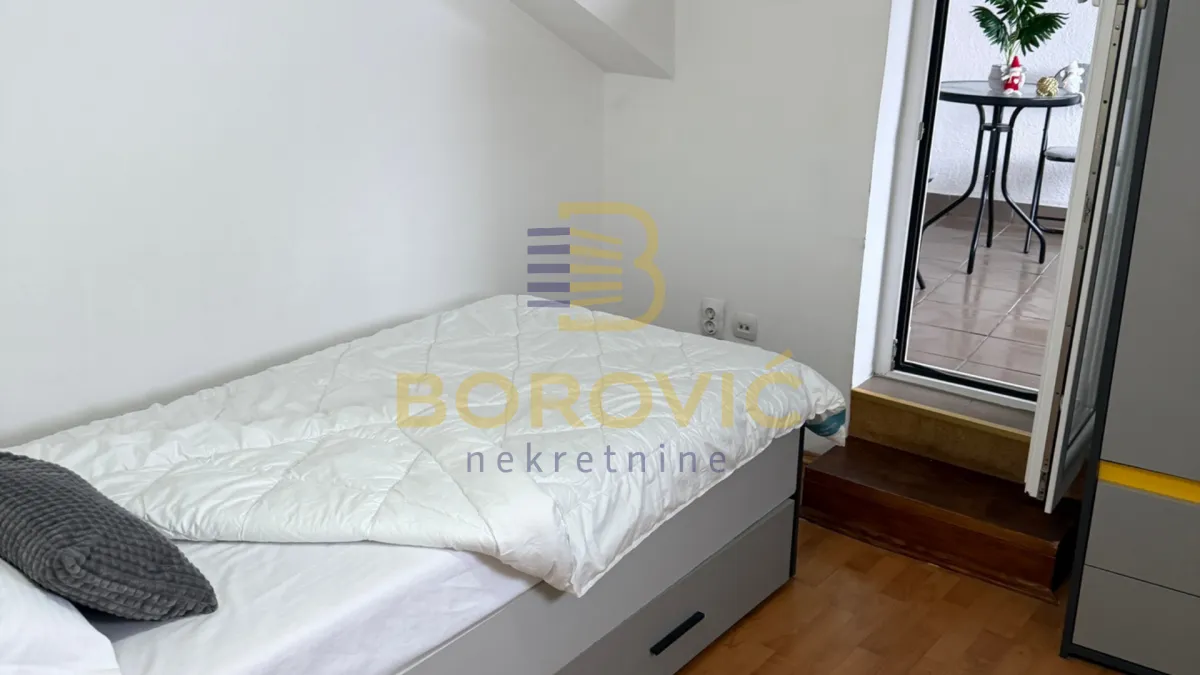 Prodaja, dvosoban stan, 63m², Savski Venac, Beograd