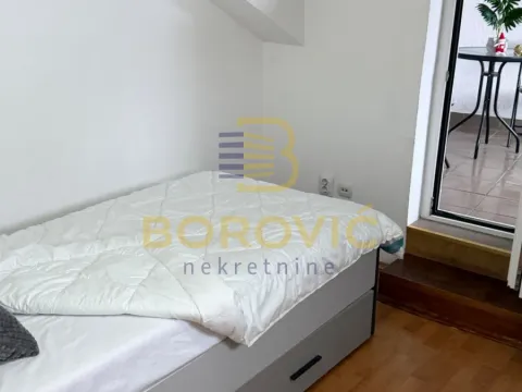 Sale, two bedroom apartment, 85m², Savski Venac, Beograd - image 4