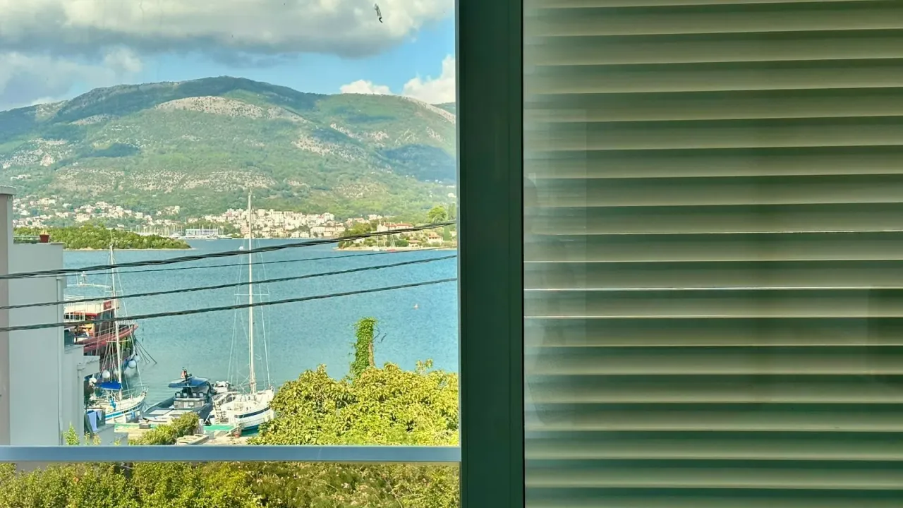 Prodaja, kuća, 85m², Obala Đuraševića, Tivat