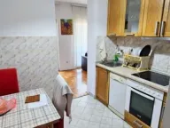 Izdavanje, dvosoban stan, 71m², Stari Aerodrom, Podgorica - image 4