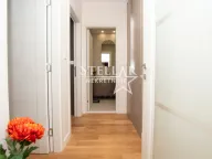 Rent, two bedroom apartment, 72m², Central Point, Podgorica - image 10