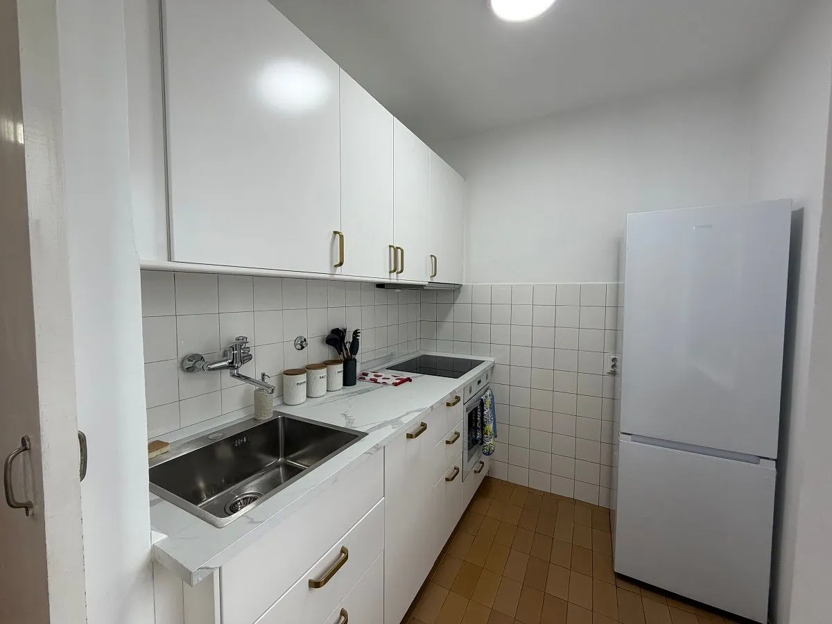 Rent, two bedroom apartment, 41m², Crveni Krst, Beograd