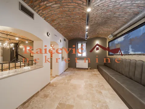 Prodaja, poslovni prostor, 210m², Stari Grad, Beograd - image 8
