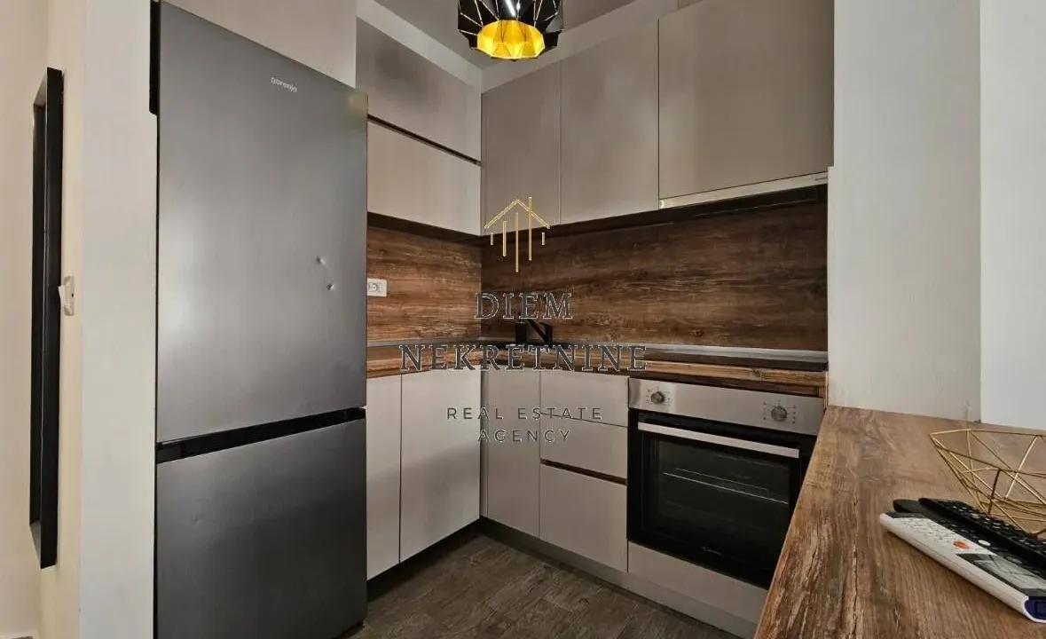 Rent, one bedroom apartment, 40m², Šušanj, Bar