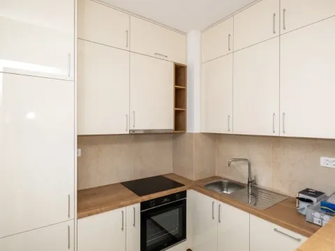 Izdavanje, dvosoban stan, 68m², Momišići, Podgorica - image 3