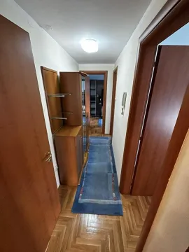 Izdavanje, dvosoban stan, 75m², Ljubović, Podgorica - image 8
