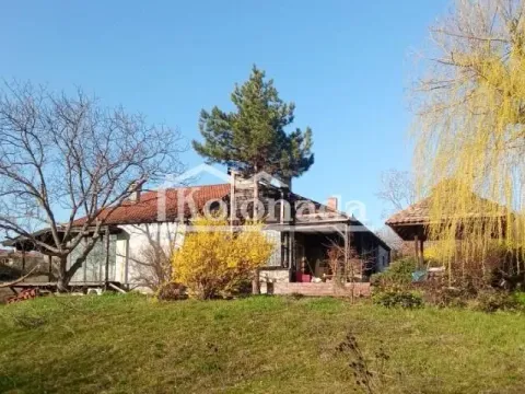 Kuća in Nemenikuće