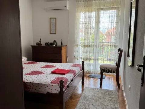 Izdavanje, dvosoban stan, 75m², Gornja Gorica, Podgorica - image 11