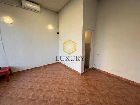 Rent, office space, 17m², Pejton, Podgorica - image 7