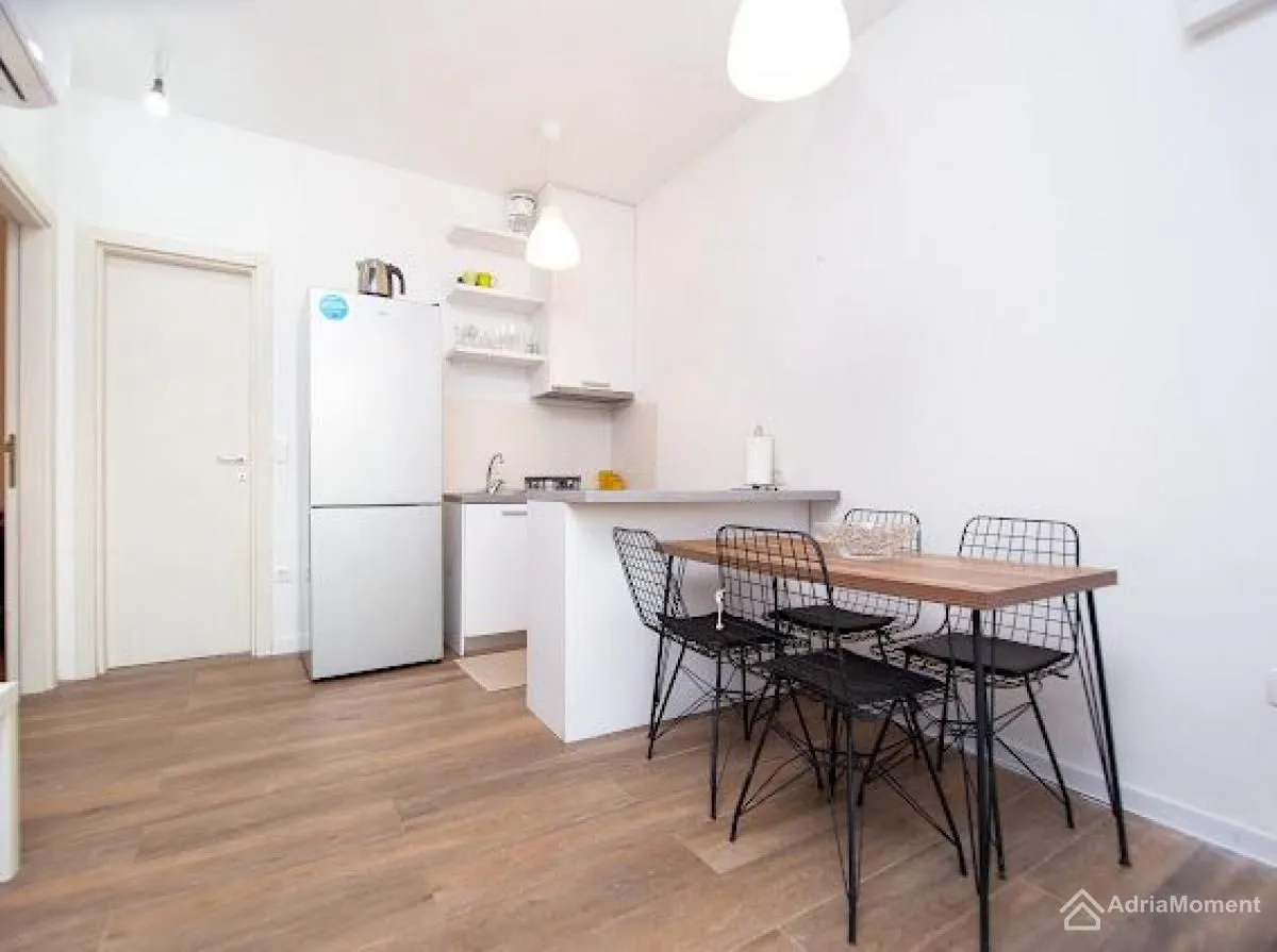 Prodaja, jednosoban stan, 29m², Kalimanj, Tivat