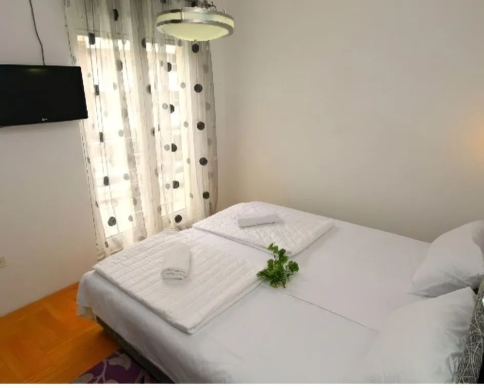 Rent, three bedroom apartment, 80m², Rozino, Budva