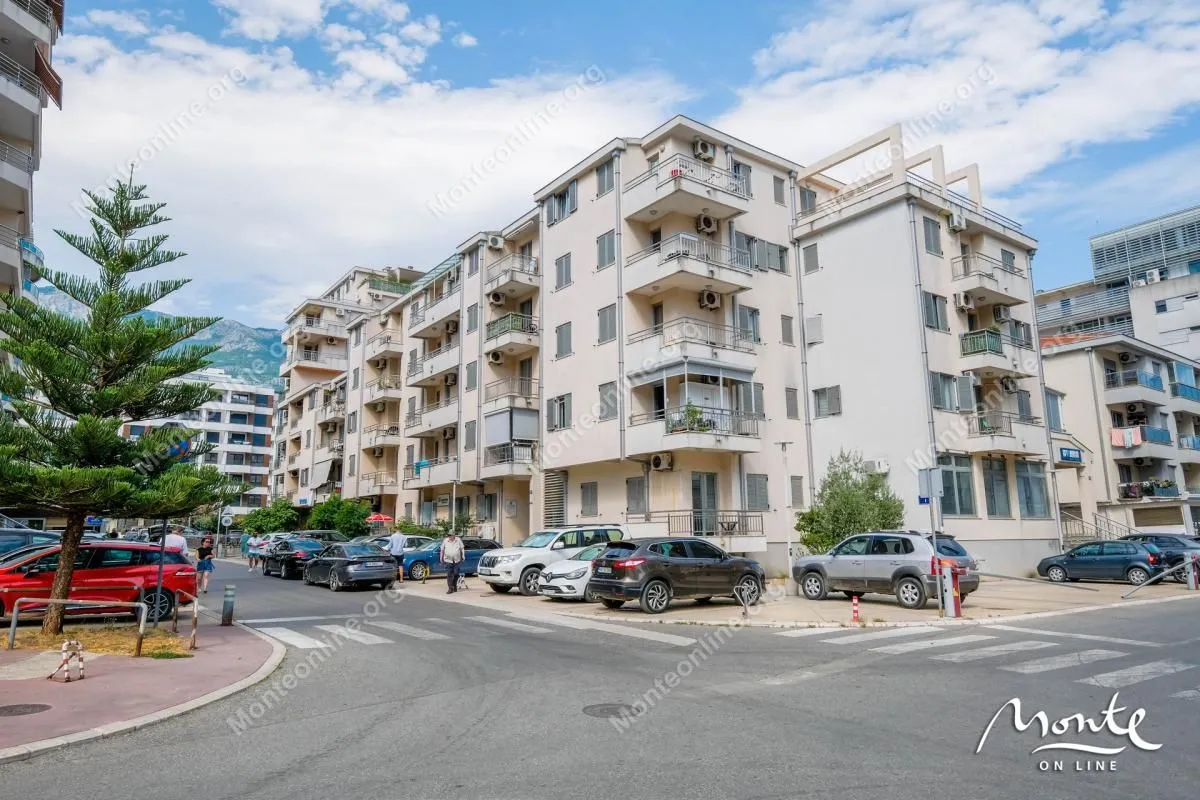 Sale, one bedroom apartment, 42m², Rozino, Budva
