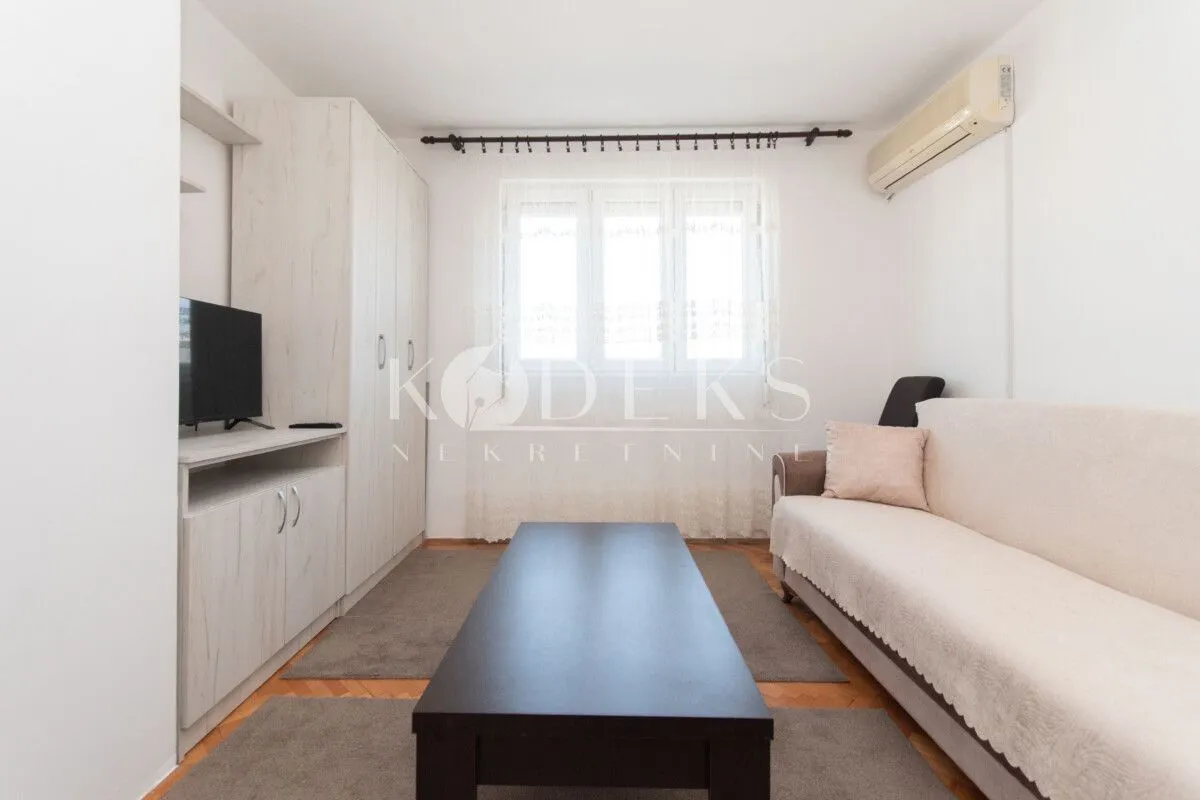 Izdavanje, garsonjera, 25m², Preko Morače, Podgorica