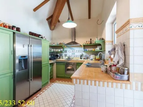 Prodaja, stan, 375m², Voždovac Sve Podlokacije, Beograd - image 5