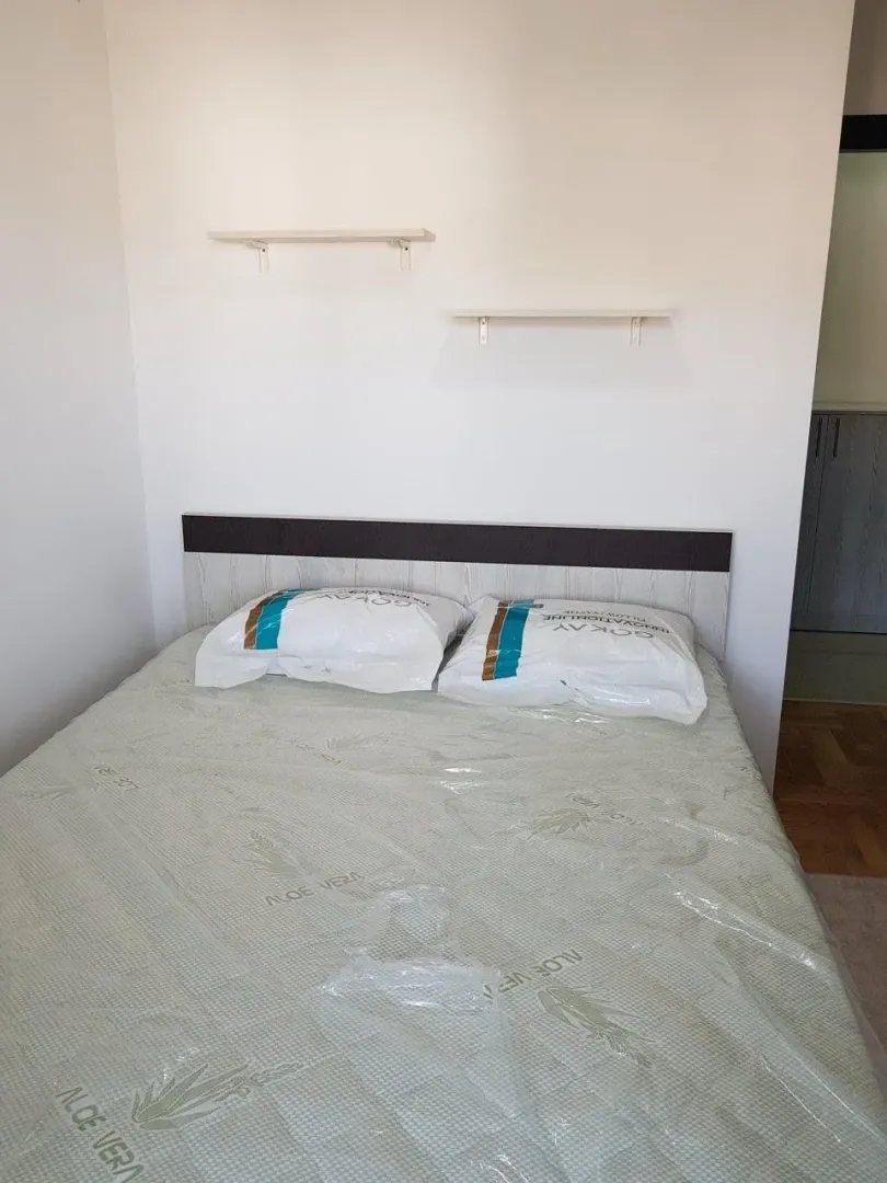 Izdavanje, dvosoban stan, 70m², Vezirov Most, Podgorica