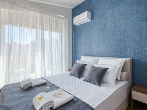 Rent, one bedroom apartment, 44m², Bečići, Budva - image 9