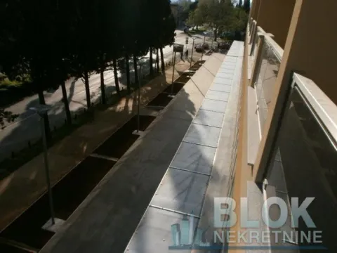 Rent, two bedroom apartment, 62m², Centar, Podgorica - image 11