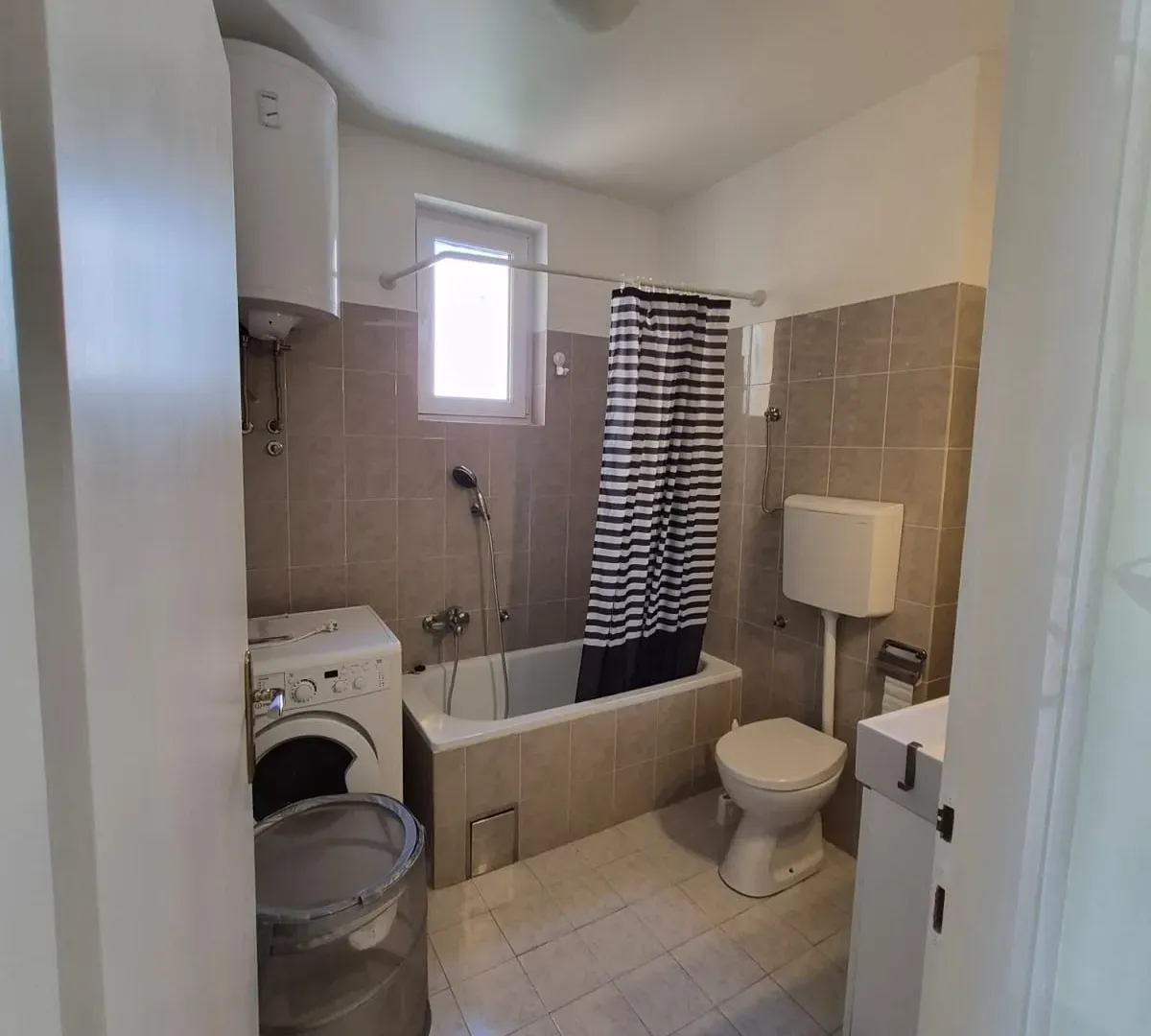 Sale, two bedroom apartment, 60m², Voždovac Sve Podlokacije, Beograd