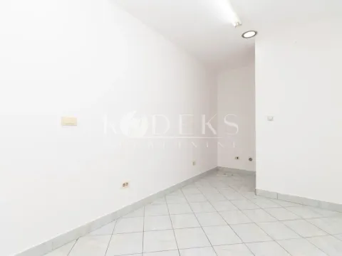 Rent, office space, 11m², Pobrežje, Podgorica - image 5