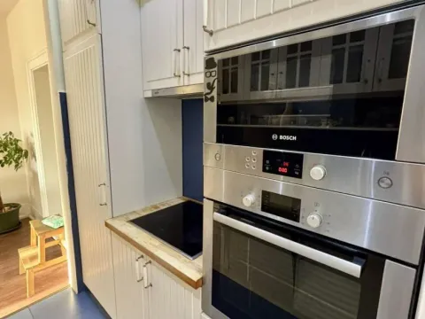 Izdavanje, trosoban stan, 150m², Tivat, Crna Gora - image 7