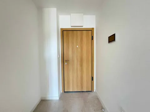 Rent, one bedroom apartment, 49m², Tološka šuma, Podgorica - image 5