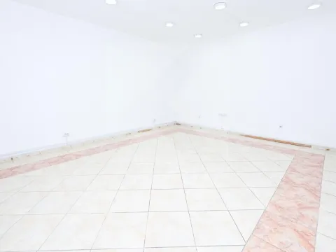 Empty bright room with white walls and tiled floor. - image 10